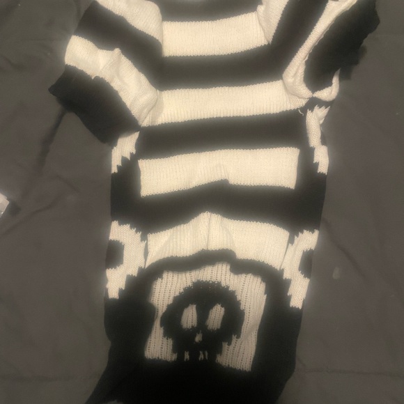 Scull dog sweater - Picture 6 of 6